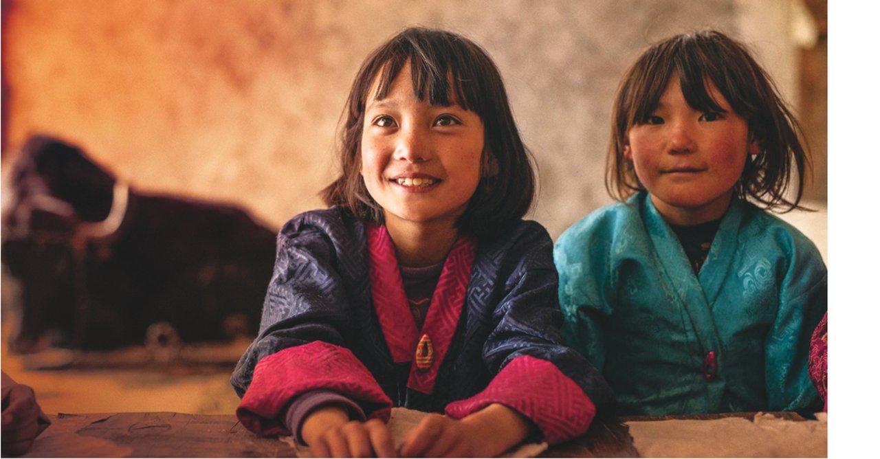 Lunana: A Yak in the Classroom poster